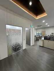 Shun Li Industrial Park (D14), Factory #556327001